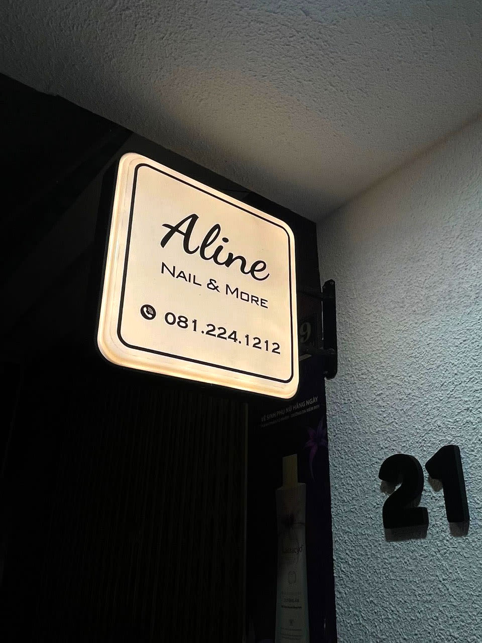 Biển vẫy quảng cáo đẹp Hop Den Bien Vay Hut Noi Chu Nhat Mica01