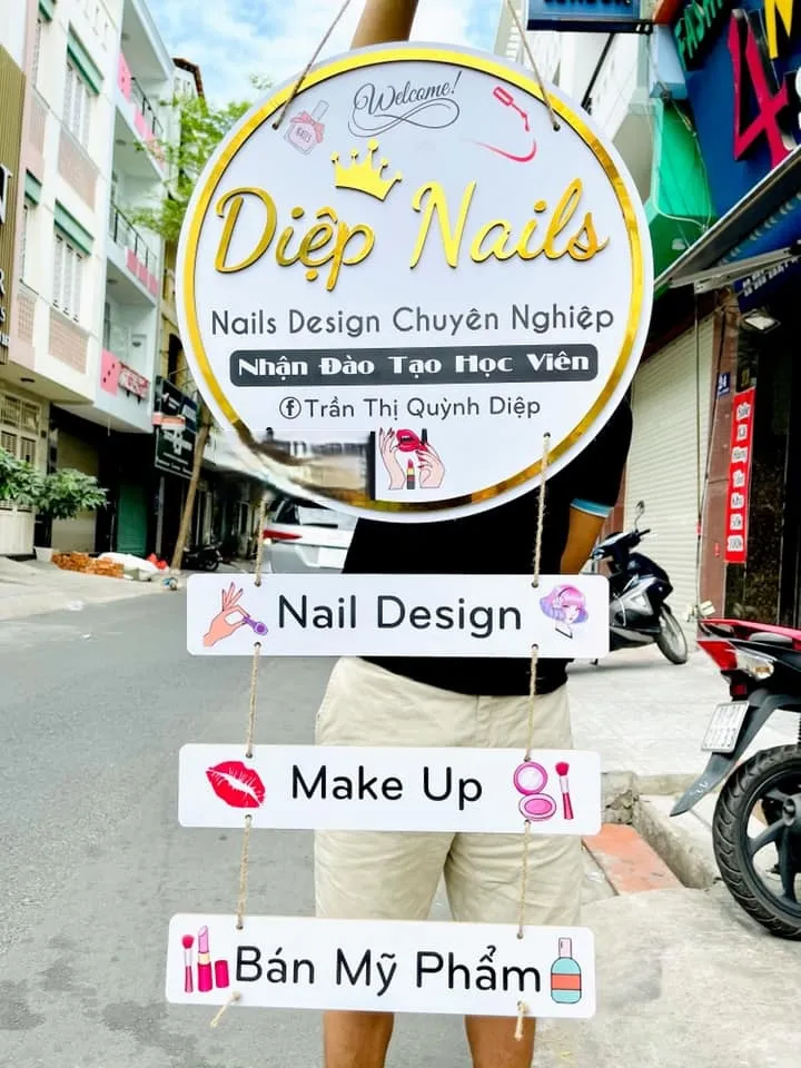 Bảng Hiệu Tiệm Nail Formex Trắng Chữ Nổi LED Bang hieu tiem nail dung