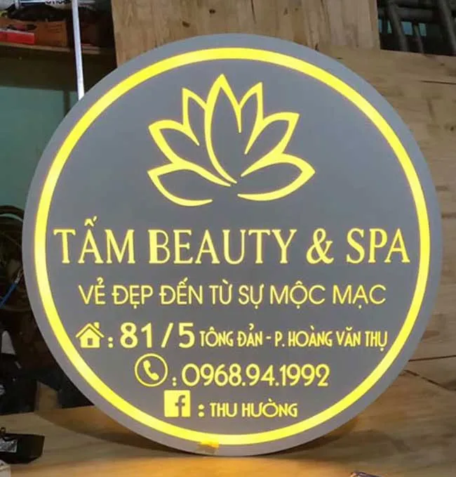 Bảng Hiệu Tiệm Nail Formex Trắng Chữ Nổi LED Bang hieu tiem nail