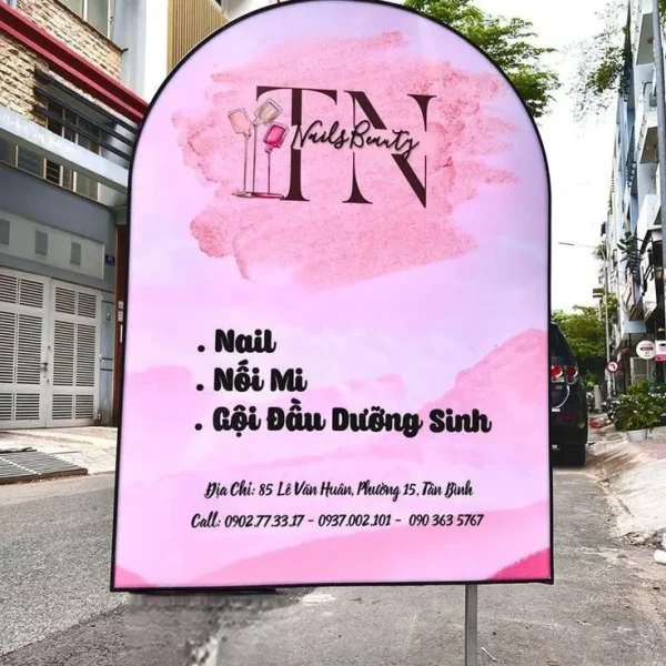 Cac mau bien vay toc dep duoc ua chuong nam 2025 2