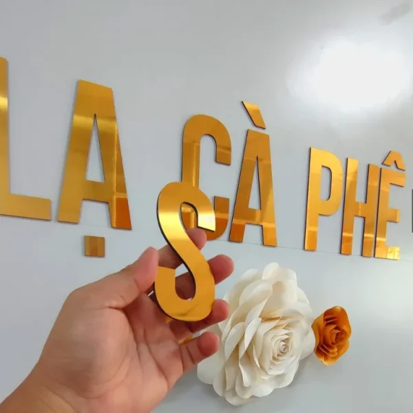 Quang Cao 24h se tien hanh lap dat bien chu noi alu tai vi tri da thong nhat