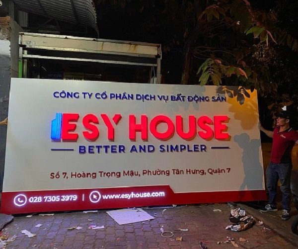 Biển hiệu quảng cáo bất động sản