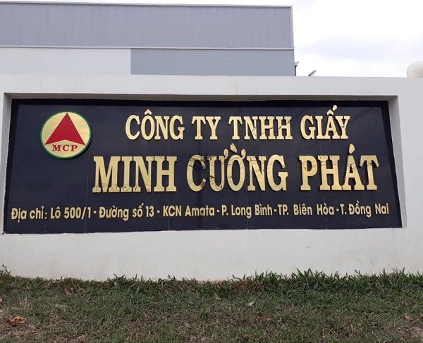 bảng hiệu bằng đá hoa cương