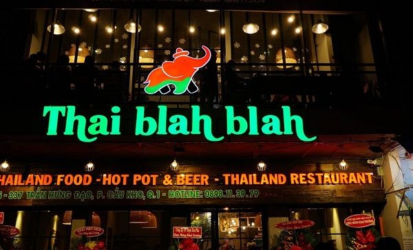 bảng hiệu h2 mica đèn led