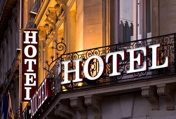 bảng hiệu khách sạn đẹp