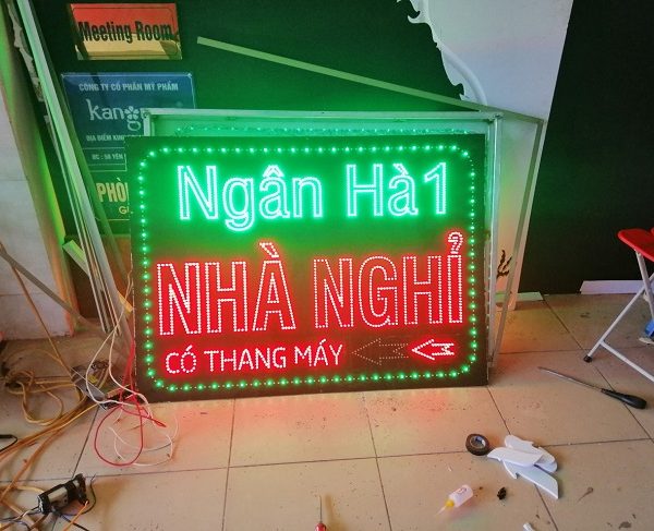 bảng hiệu nhà nghỉ led