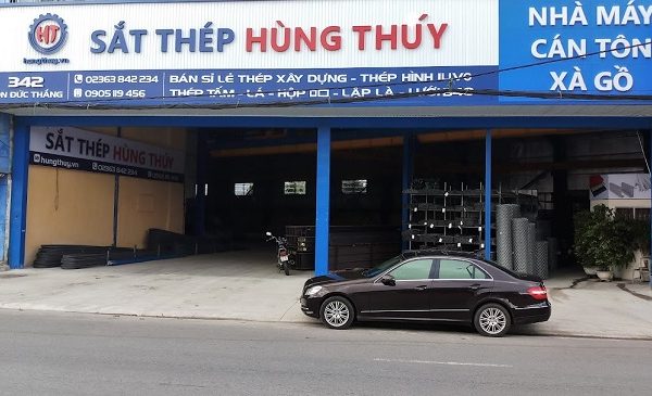 bảng hiệu xây dựng