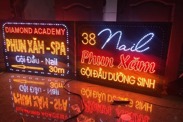 biển led vẫy quảng cáo spa