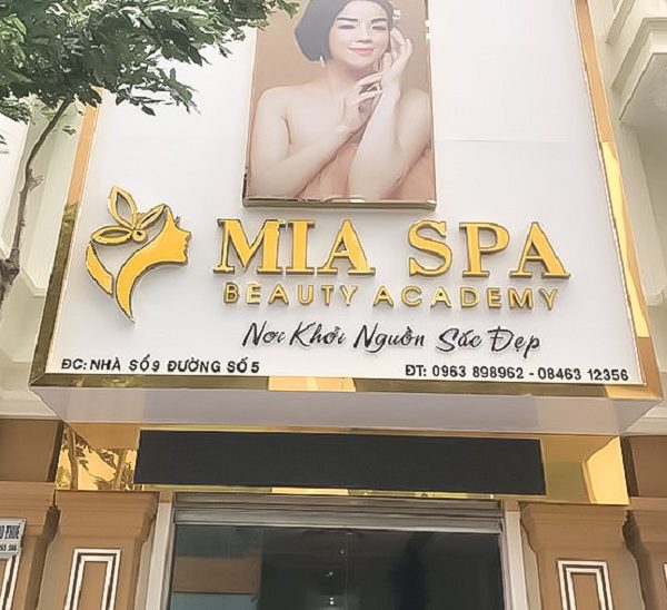 Biển quảng cáo spa thẩm mỹ viện làm đẹp mica