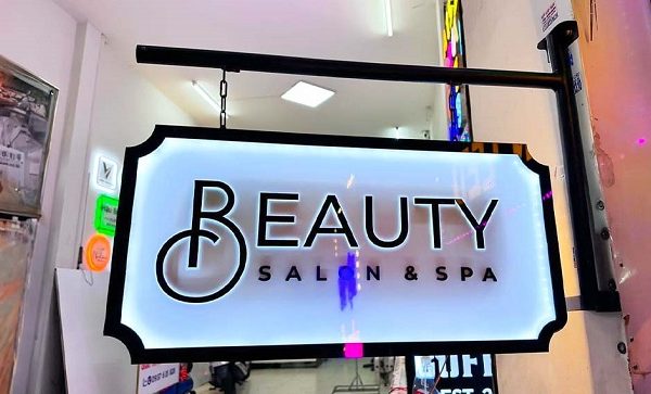 biển vẫy spa đẹp