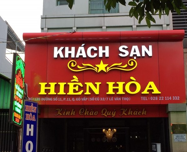 chat lieu lam bang hieu khach san