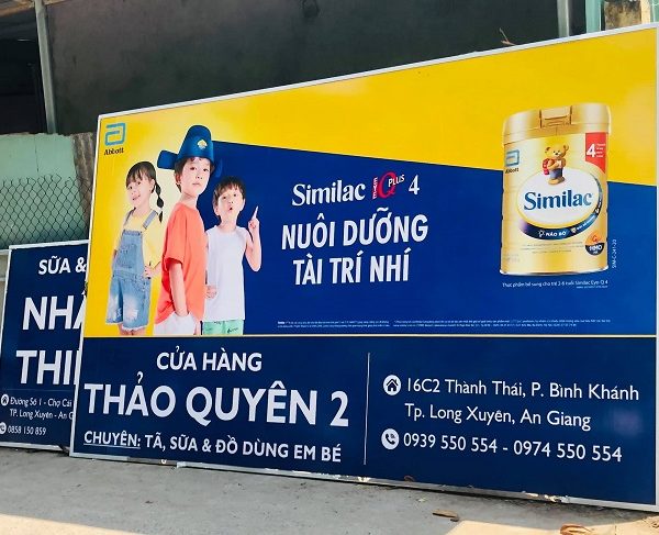 chất liệu làm bảng hiệu cửa hàng