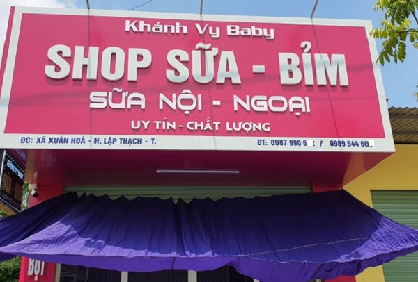 làm bảng hiệu cửa hàng bỉm sữa