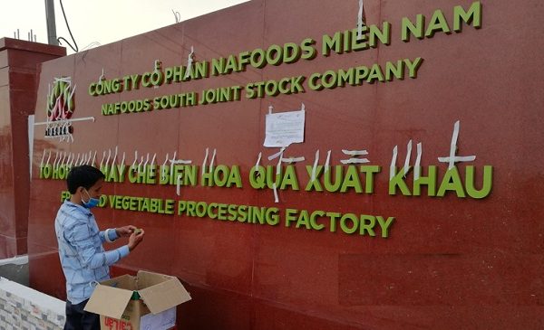 mẫu bảng hiệu đá hoa cương chữ Mica