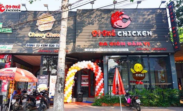 thiết kế bảng hiệu gà rán