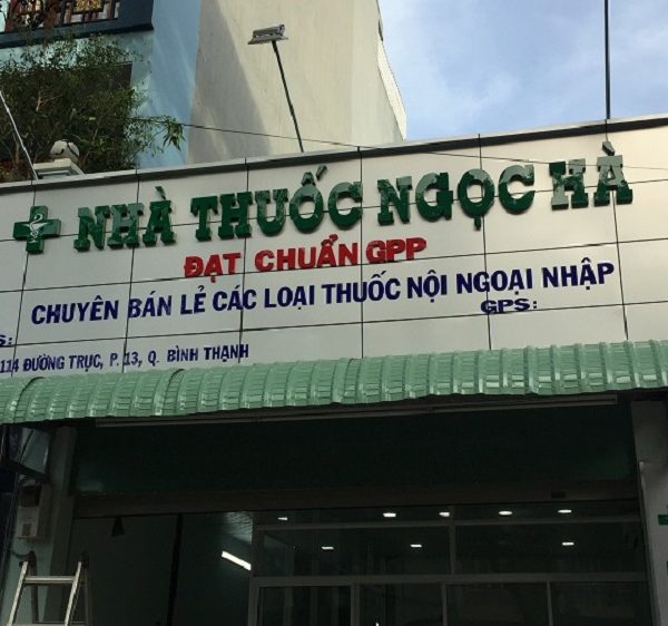bảng hiệu nhà thuốc Ngọc Hà