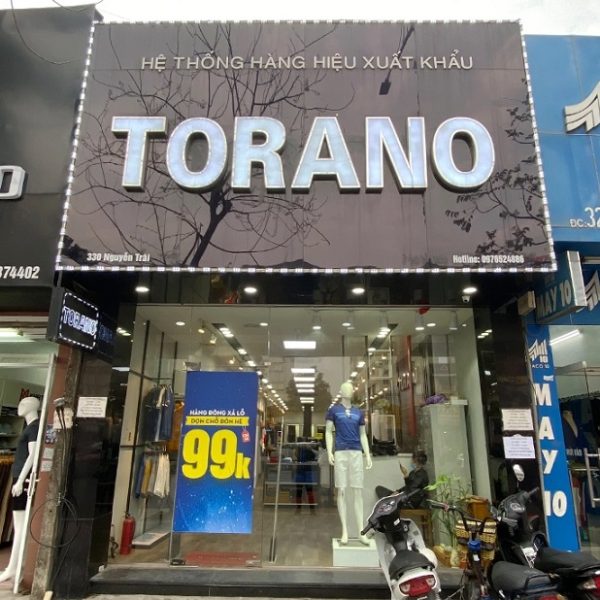 Biển quảng cáo shop quần áo