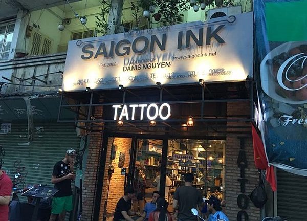vai trò bảng hiệu tattoo
